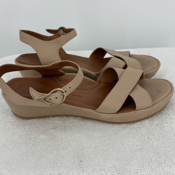 L’amour Des Pieds Shoes - L’amour Des Pieds Casimiro Leather Strappy Wedge Sandals Women’s Size 9